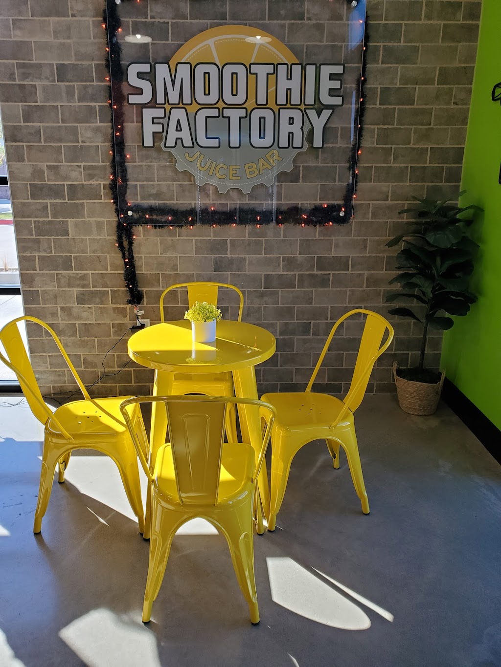 Smoothie Factory | 3825 Glade Rd Suite 110, Colleyville, TX 76034 | Phone: (817) 494-3211