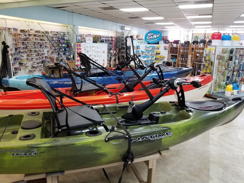 Discount Tackle Outlet | 3113 1st St, Bradenton, FL 34208, USA | Phone: (941) 746-6020