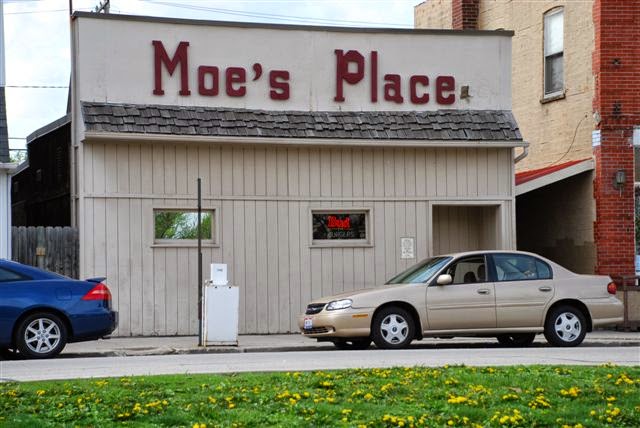 Moes Place | 620 Dixie Hwy, Rossford, OH 43460, USA | Phone: (419) 666-9314