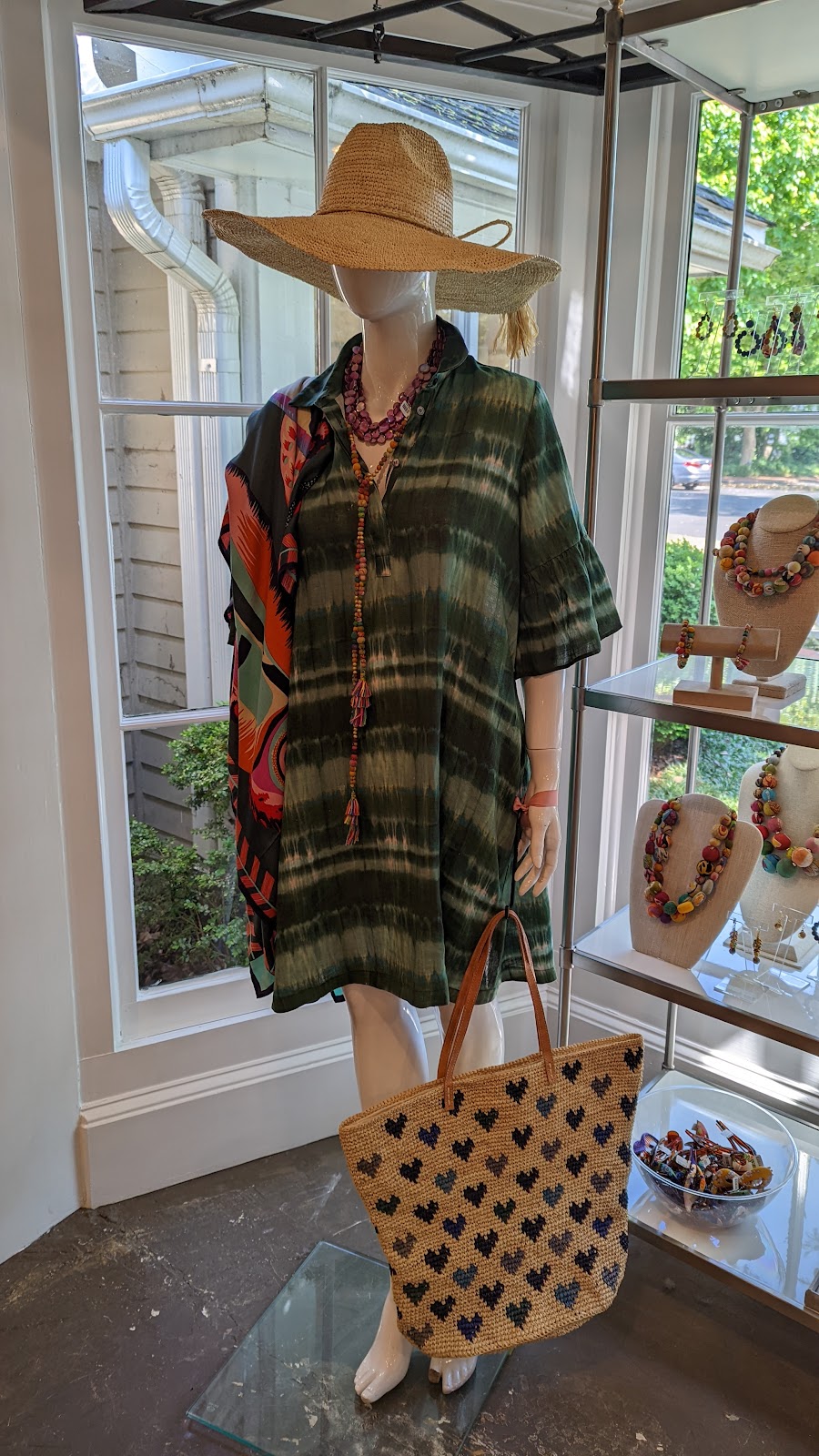 Dovecote Style | 250 Market St, Pittsboro, NC 27312, USA | Phone: (919) 542-1145