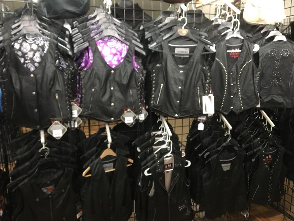 A M Leather | 18957 Middlebelt Rd, Romulus, MI 48174, USA | Phone: (734) 606-5663