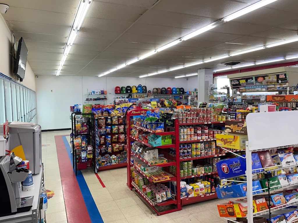 St Matthews Mini Mart | 316 Wallace Ave, St Matthews, KY 40207, USA | Phone: (502) 749-2030