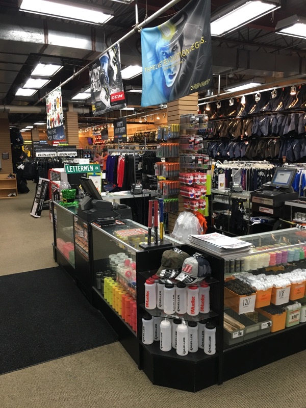 Lettermen Sports Plymouth | 15600 37th Ave N, Plymouth, MN 55446 | Phone: (763) 780-8077