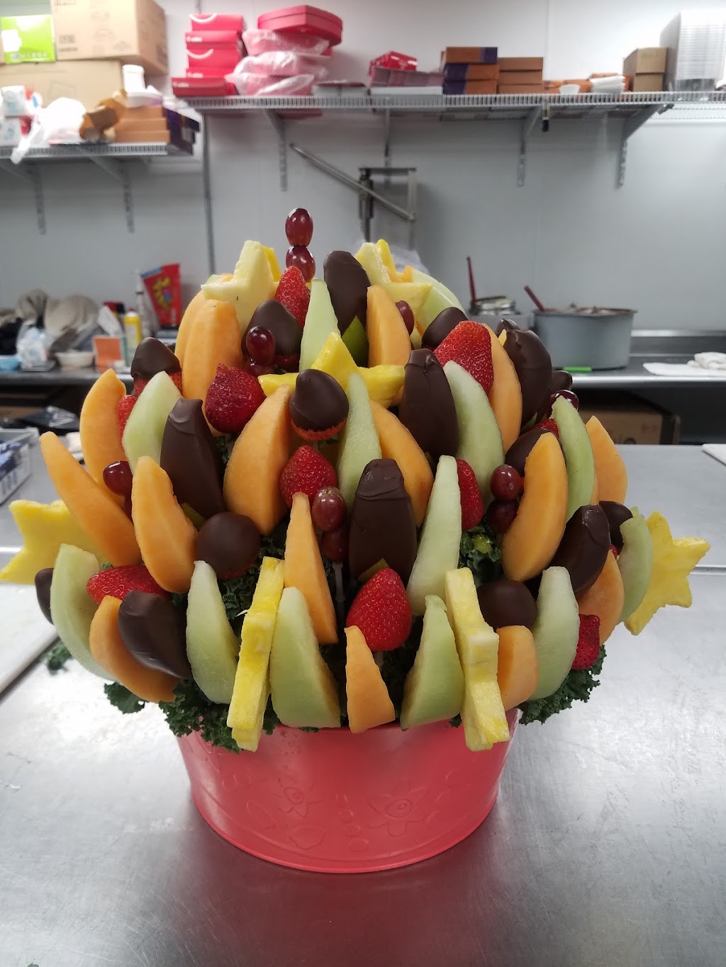 Edible Arrangements | 1505 Bellmore Ave, Bellmore, NY 11710, USA | Phone: (516) 221-5656