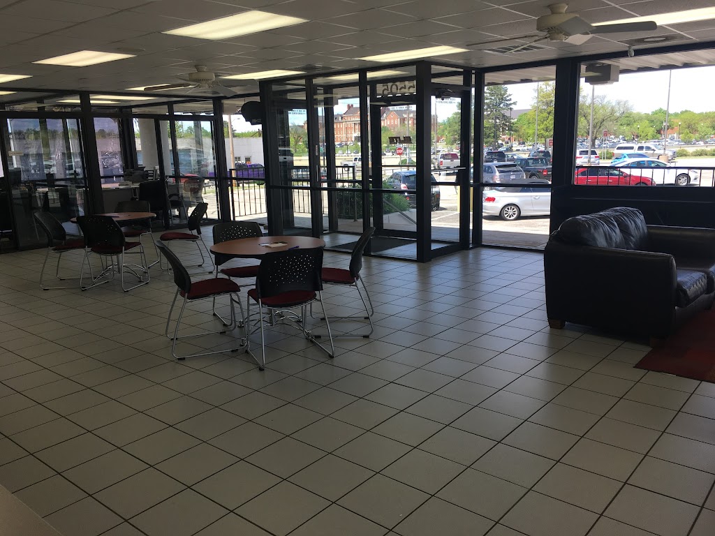 Elite Auto Sales | 5505 E Kellogg Dr, Wichita, KS 67218, USA | Phone: (316) 260-4418