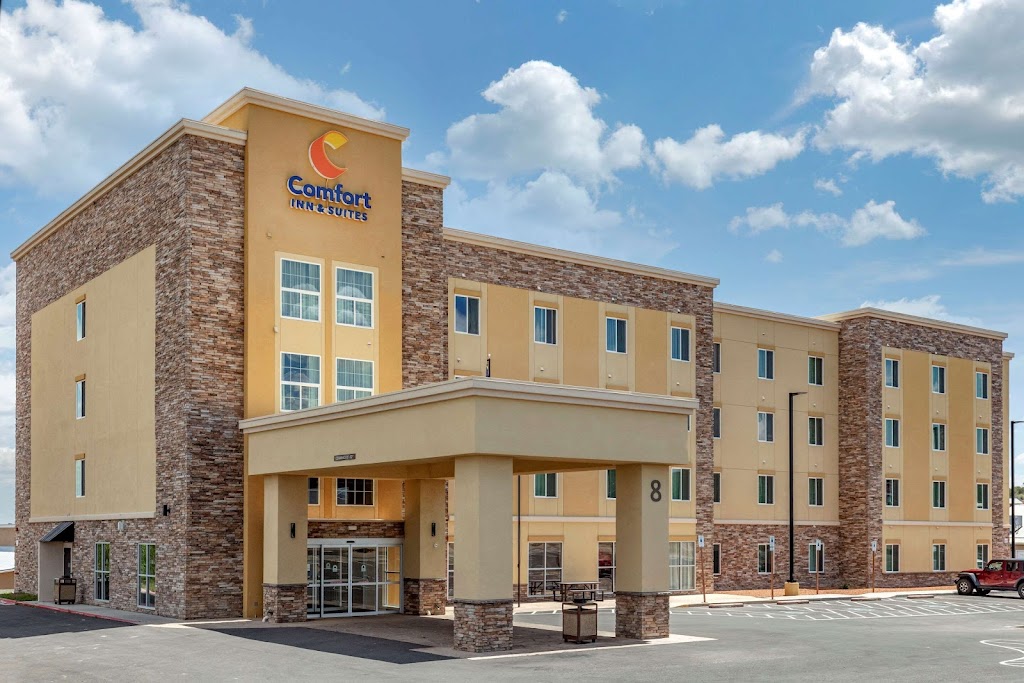 Comfort Inn & Suites | 8 Marietta Ct, Edgewood, NM 87015, USA | Phone: (505) 281-7000