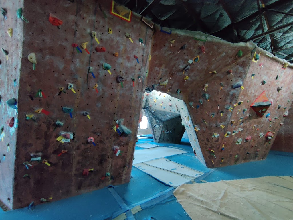 Climbmax Gym | 1330 W Auto Dr #108, Tempe, AZ 85284, USA | Phone: (480) 626-7755