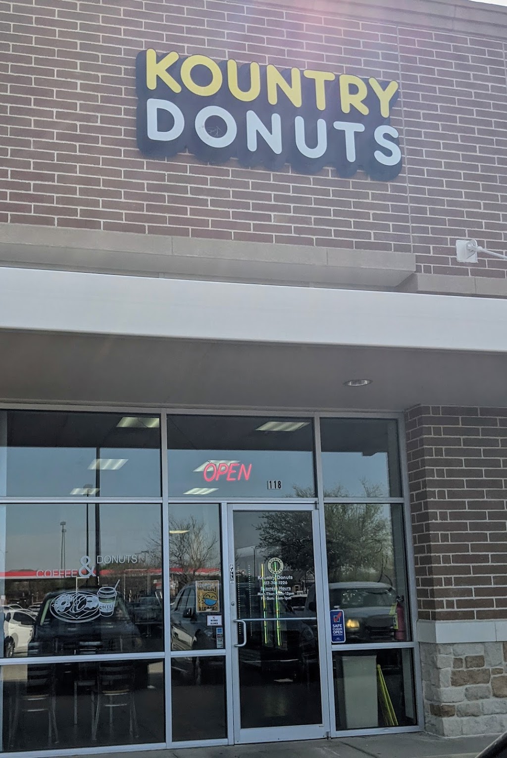 Kountry Donuts | 12584 N Beach St, Keller, TX 76244, USA | Phone: (817) 741-1226