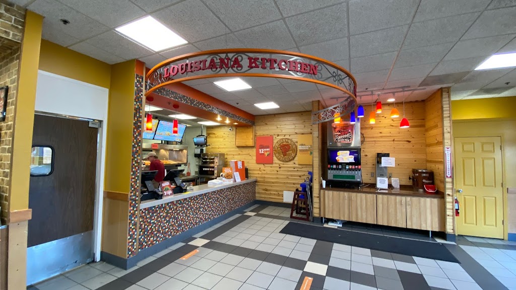 Popeyes Louisiana Kitchen | 790 NW Frontage Rd, Troutdale, OR 97060, USA | Phone: (503) 666-1588