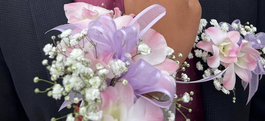 Thai Bridal & Florist | 14441 Brookhurst St #5, Garden Grove, CA 92843, USA | Phone: (714) 775-4611