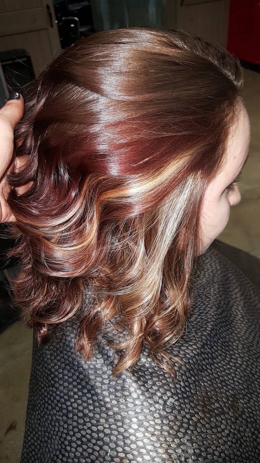 SWAT- Salon With A Twist | 1603 Old W Main St, Red Wing, MN 55066, USA | Phone: (651) 327-2100