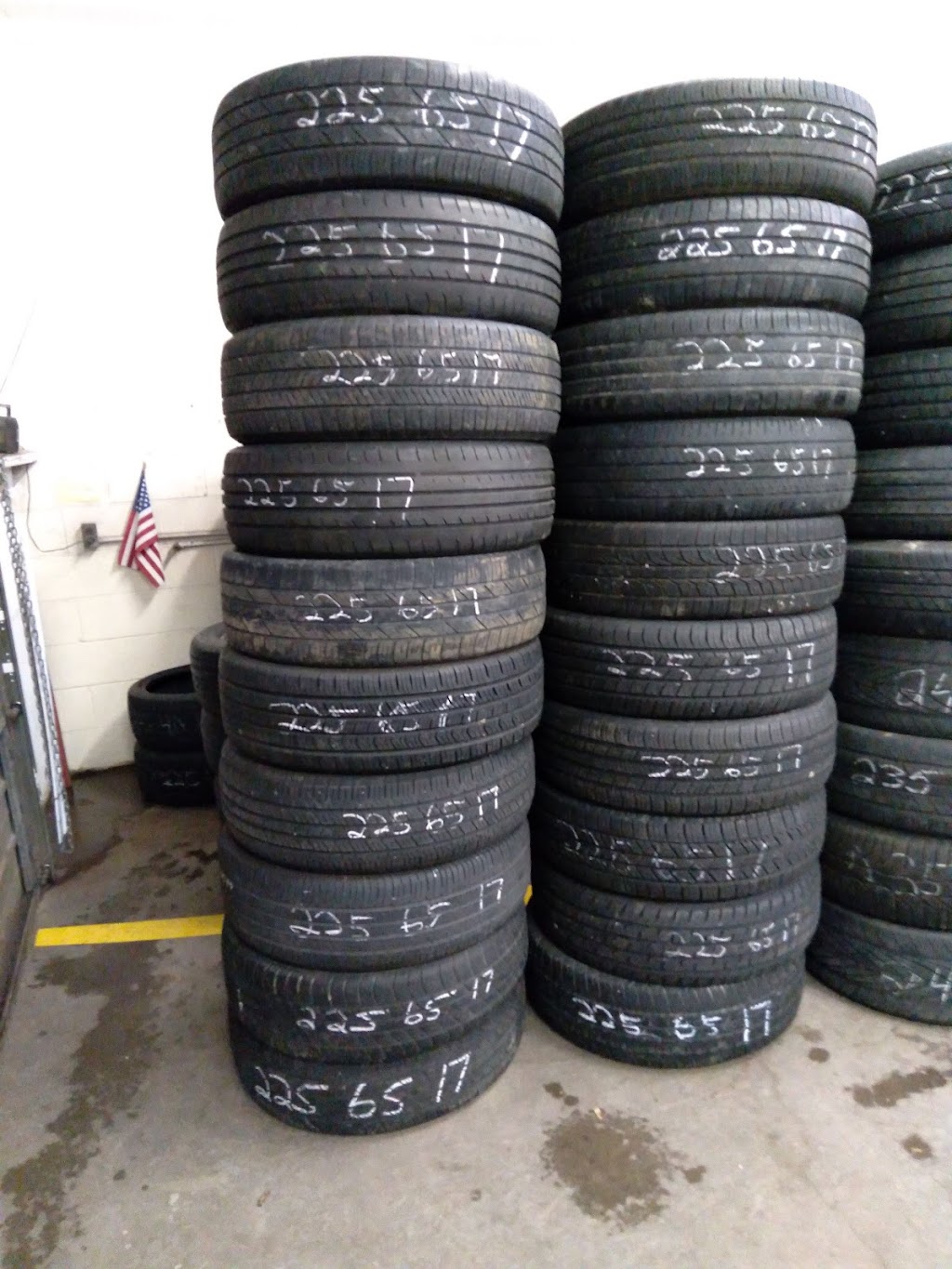 Kentucky Wholesale Tires LLC | 11868 US Hwy 27, Waynesburg, KY 40489, USA | Phone: (606) 306-3131