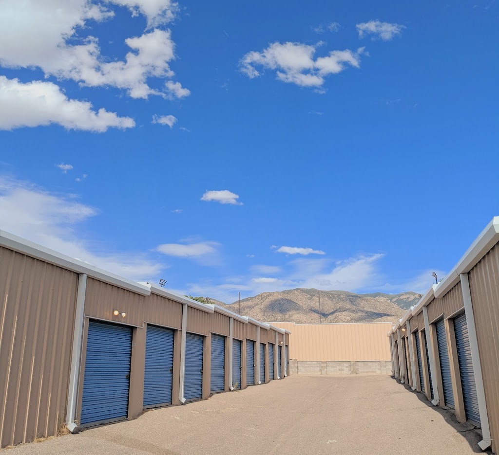 Hideaway Self Storage | 10408 Menaul Blvd NE, Albuquerque, NM 87112 | Phone: (505) 298-5918