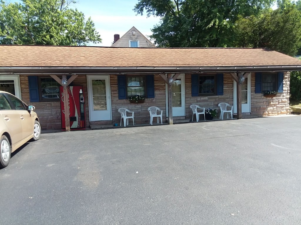 Blue Mountain Motel | 1057 National Pike, Uniontown, PA 15401 | Phone: (724) 439-4880