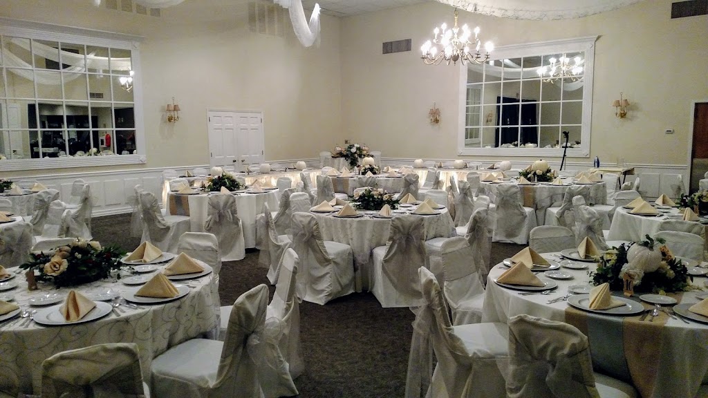 Hill Crest Country Club | 3411 Leechburg Rd, Lower Burrell, PA 15068, USA | Phone: (724) 337-6361