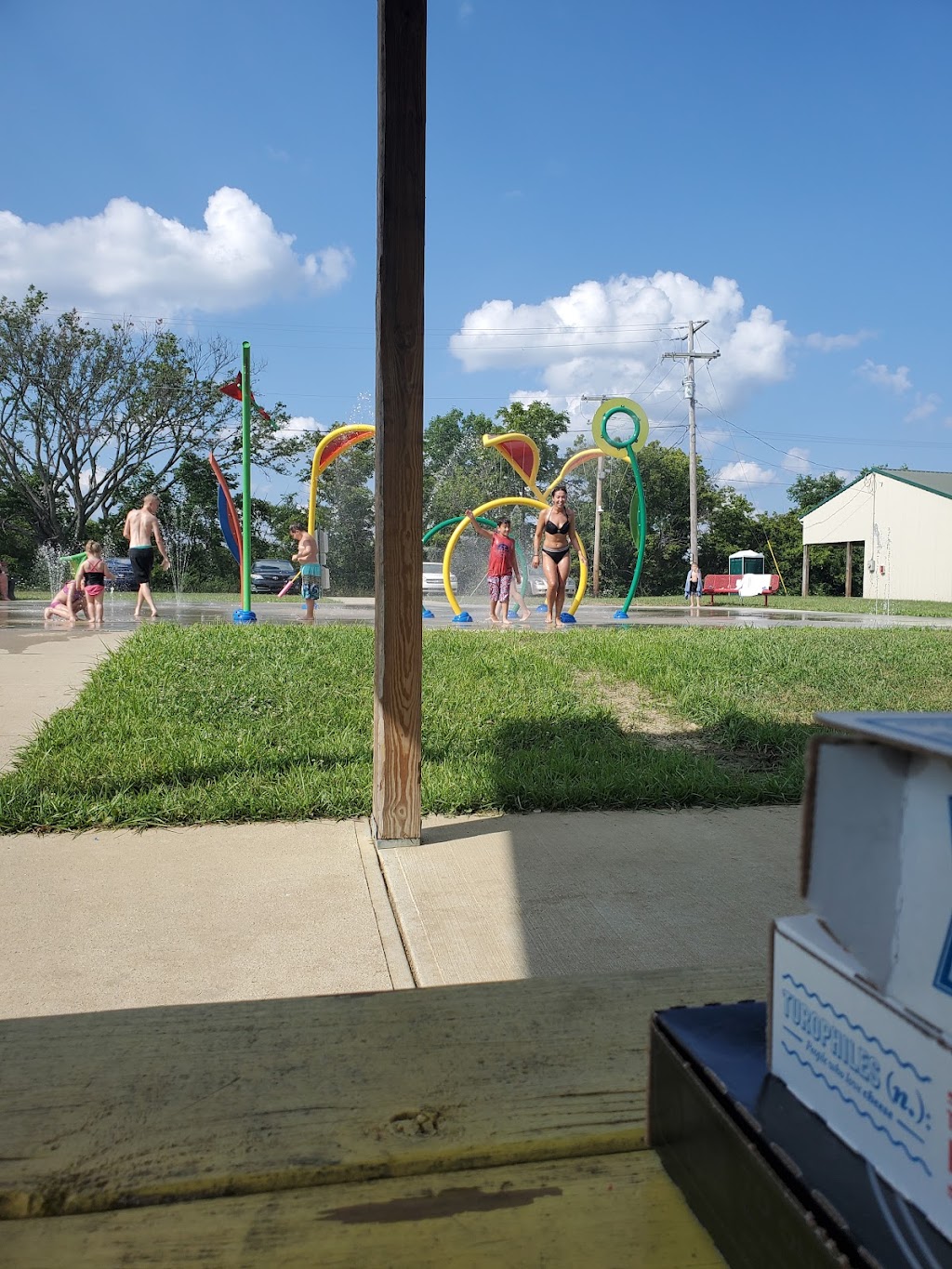 Williamstown Splash Pad | 700 Waterworks Rd, Williamstown, KY 41097, USA | Phone: (859) 824-6351