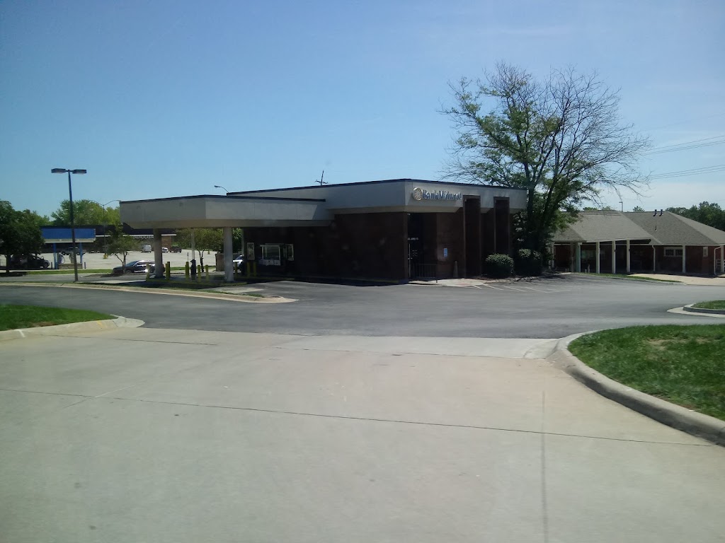 Bank Midwest | 201 N Jesse James Rd, Excelsior Springs, MO 64024, USA | Phone: (816) 630-2179