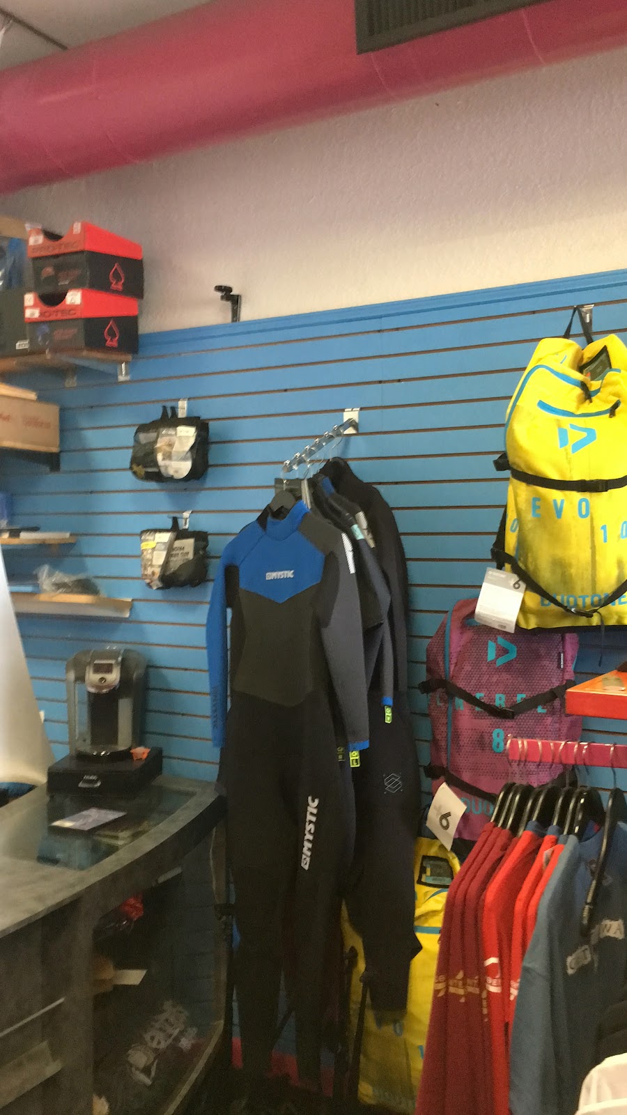 321 Kiteboarding & Watersports | 801 W Cocoa Beach Causeway, Cocoa Beach, FL 32931, USA | Phone: (321) 302-5663