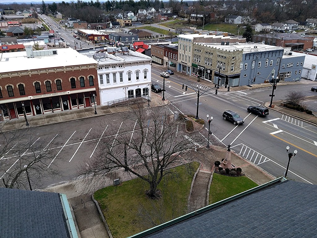 Madison County Court House | 101 W Main St, Richmond, KY 40475, USA | Phone: (859) 624-4703