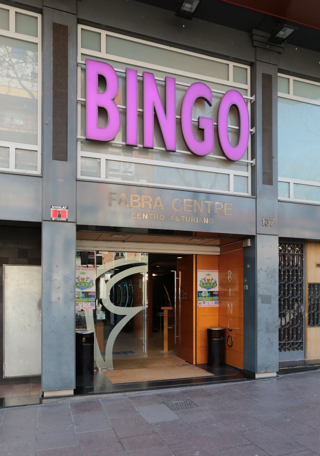 Bingo Centro Asturiano | Pg. de Fabra i Puig, 137, 08016 Barcelona, Spain | Phone: 933 51 65 54