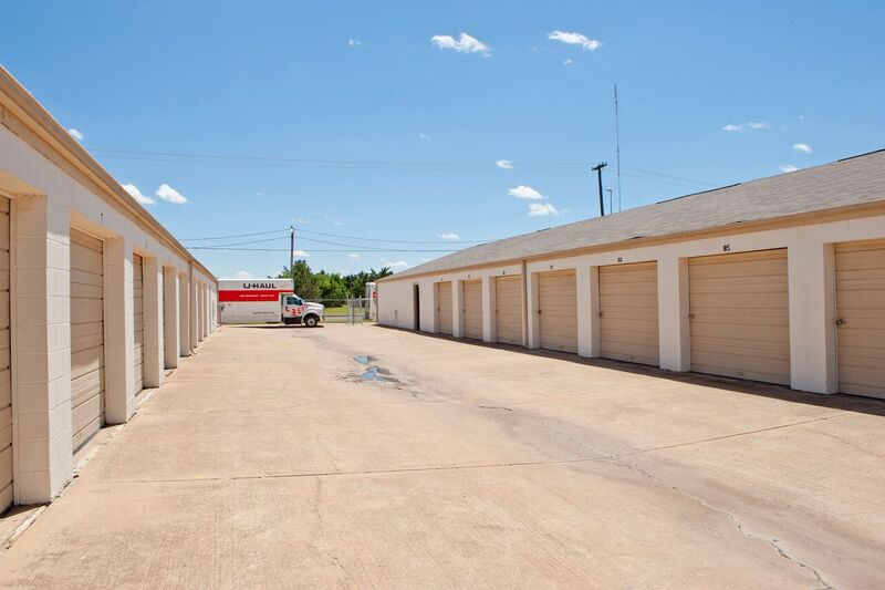 American Self Storage #5 | 2111 Alameda St, Norman, OK 73071, USA | Phone: (405) 364-2122