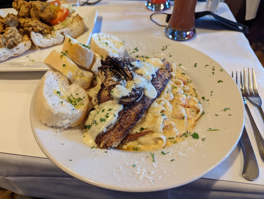 Barrow’s Catfish - Earhart | 8300 Earhart Blvd Suite 103, New Orleans, LA 70118, USA | Phone: (504) 265-8995