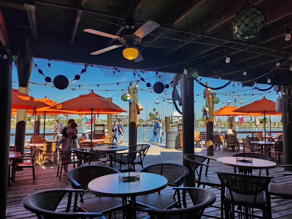 Joes Burger Bar | 7 Boardwalk, Kemah, TX 77565, USA | Phone: (281) 334-9049