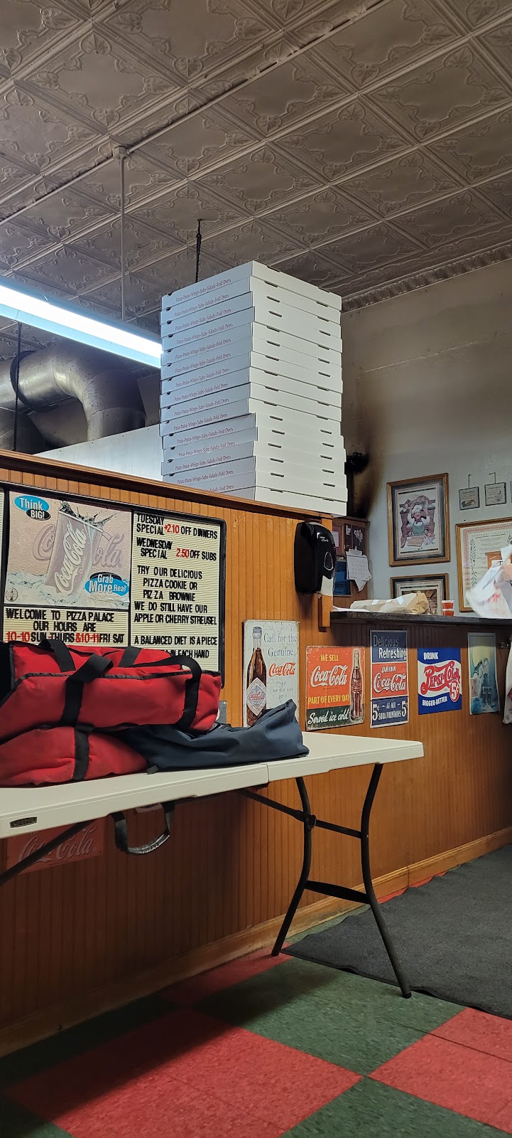 Fostoria Pizza Palace 1610 N County Line St, Fostoria, OH 44830