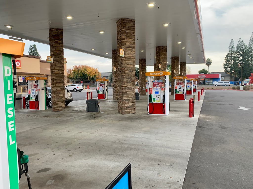 Circle K | 1234 N Peach Ave, Fresno, CA 93703, USA | Phone: (559) 454-1153