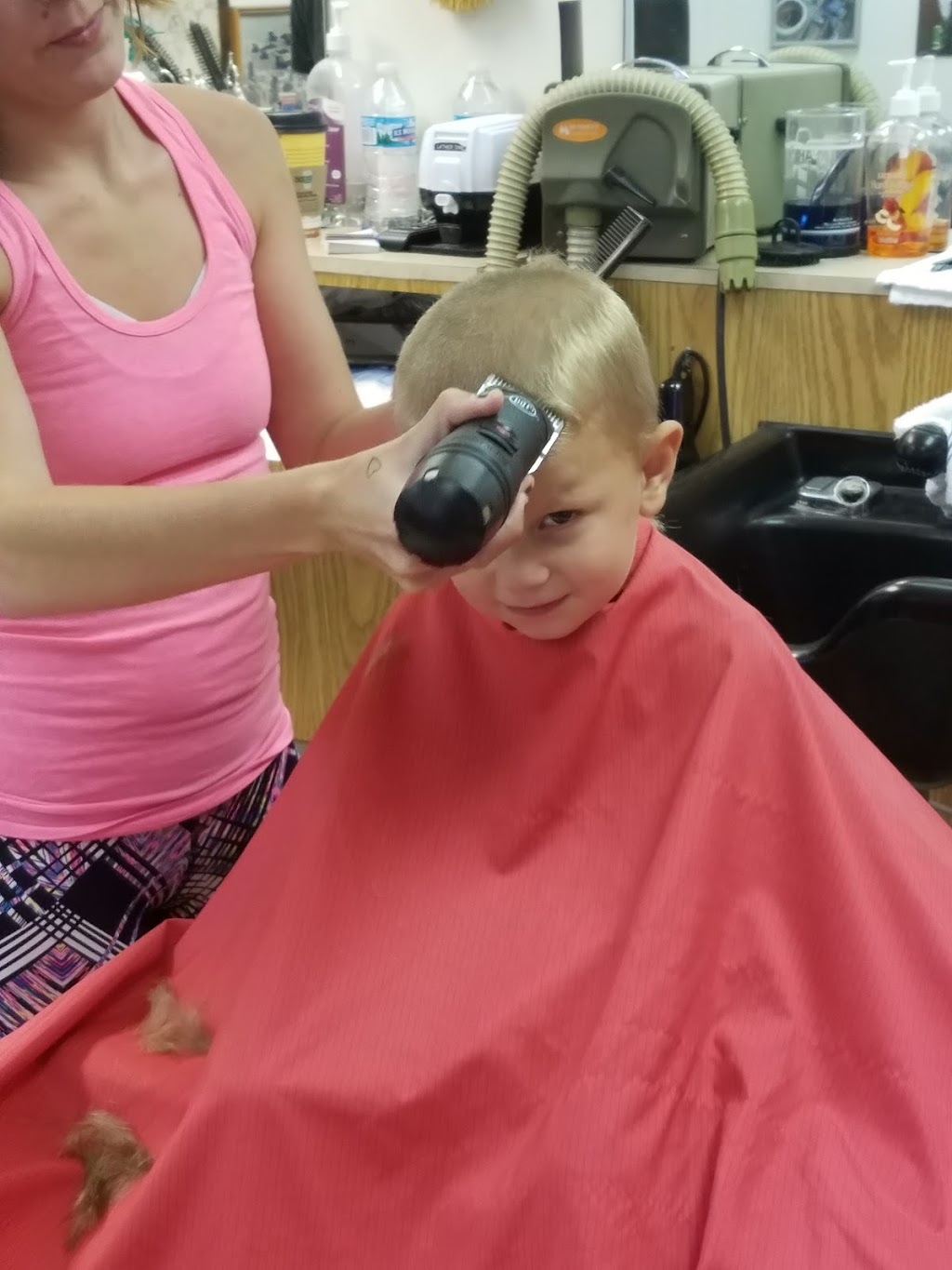 Harvester Barber Shop & Salon | 605 Jungermann Rd, St Peters, MO 63376, USA | Phone: (636) 447-9887