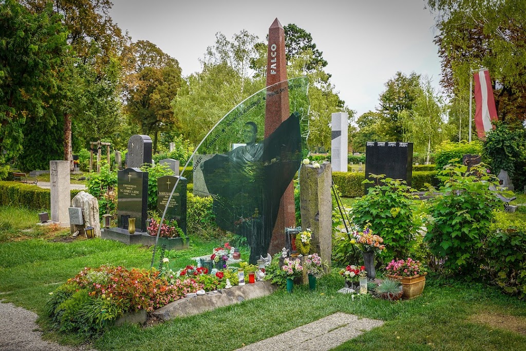 Dickson Funeral Home - White Bluff Chapel | 310 Main St, White Bluff, TN 37187, USA | Phone: (615) 797-3106