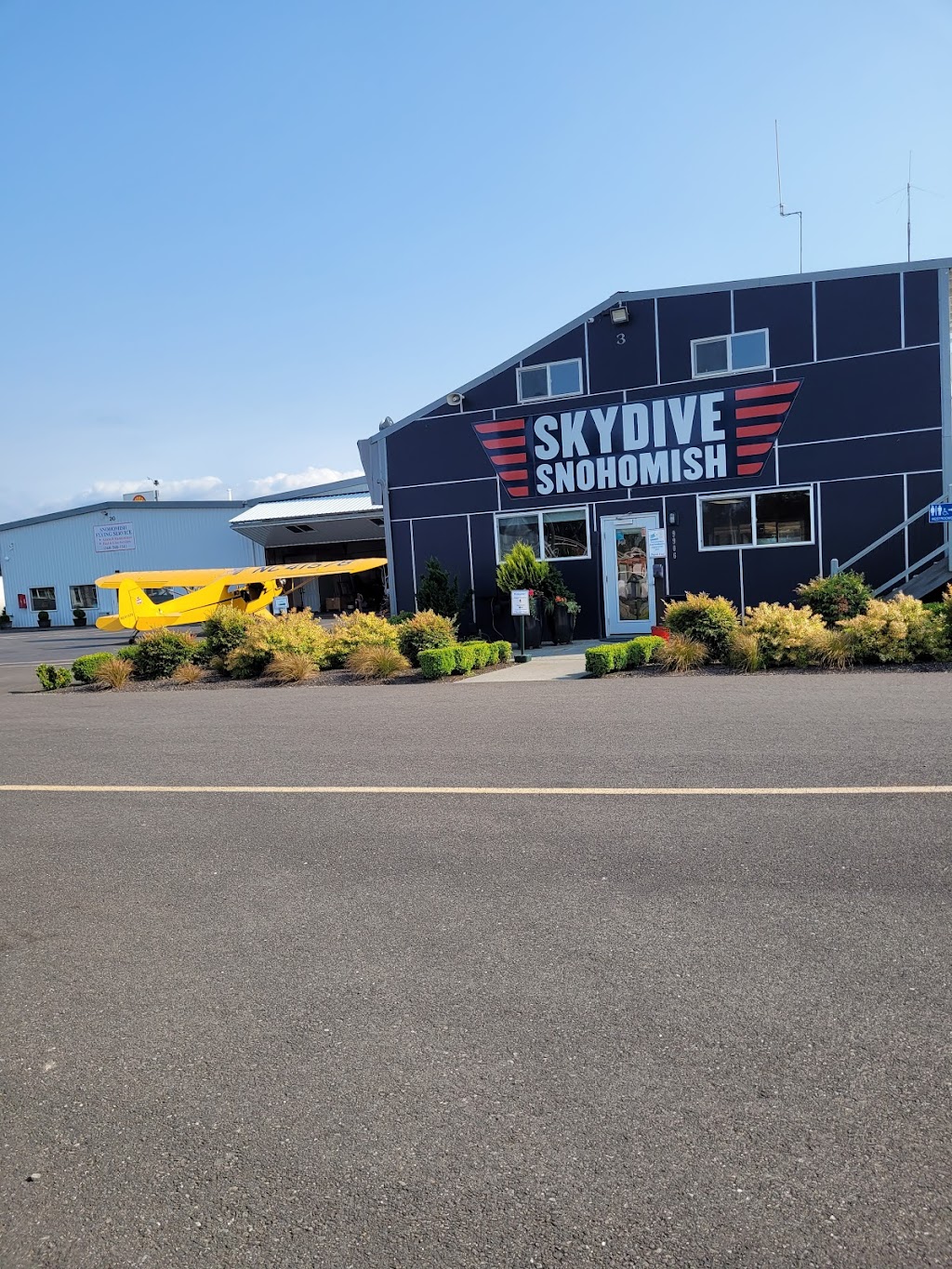 Skydive Snohomish | 9906 Airport Way, Snohomish, WA 98296, USA | Phone: (360) 568-7703