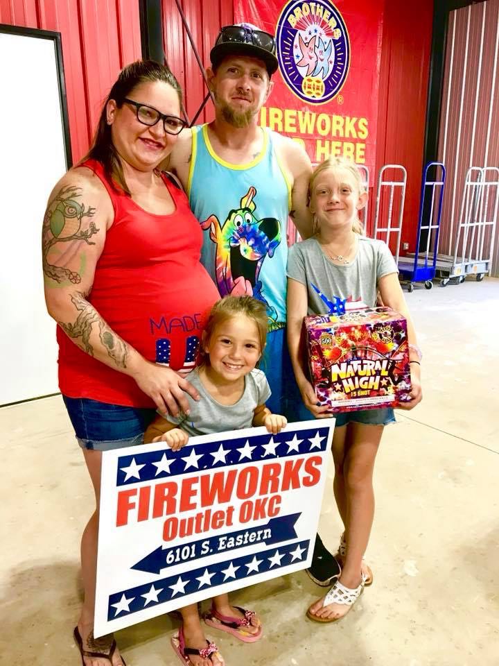 Fireworks Outlet OKC | 6101 S Eastern Ave Ste #1, Oklahoma City, OK 73149, USA | Phone: (405) 760-1776