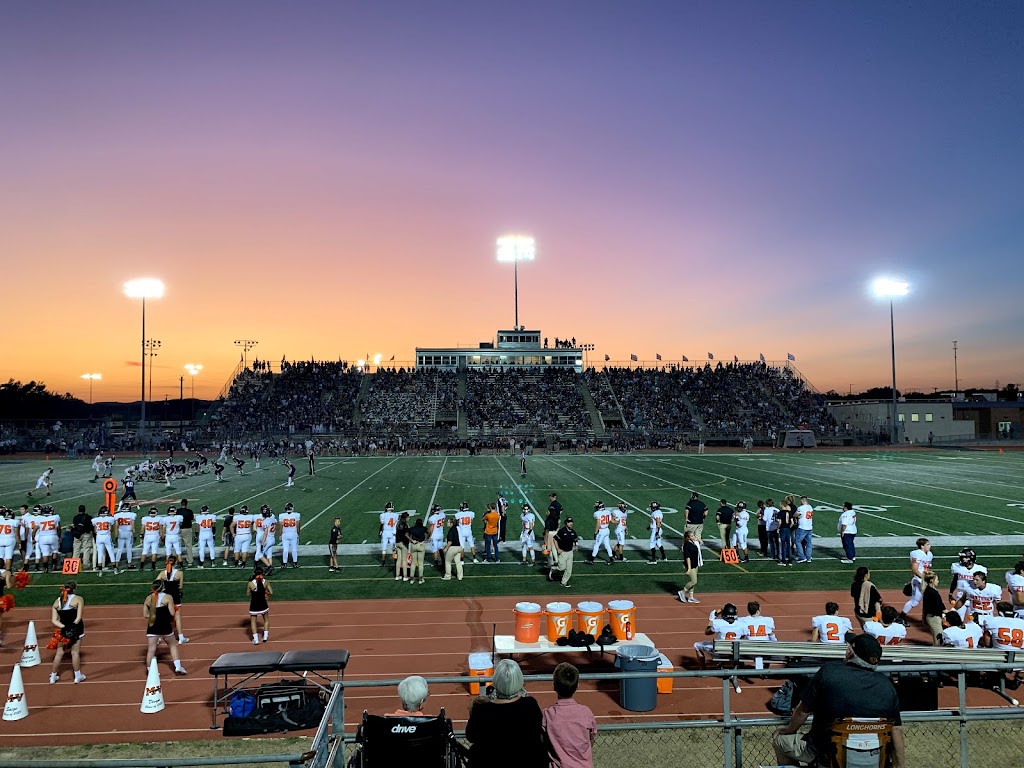 Boerne ISD Stadium | 1 Greyhound Ln, Boerne, TX 78006, USA | Phone: (830) 357-2200