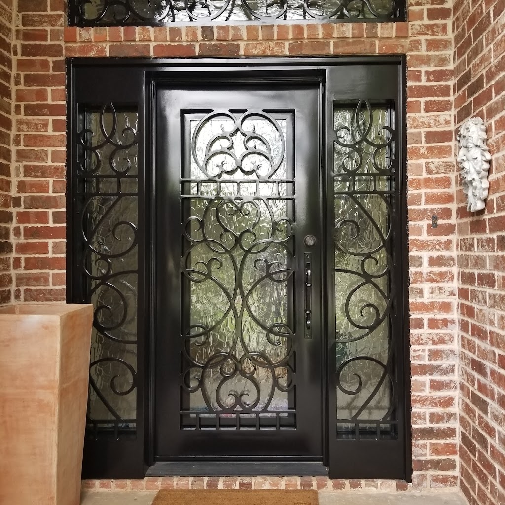 Lopez painting | 2823 Oak Wood St, Granbury, TX 76048, USA | Phone: (817) 219-7958