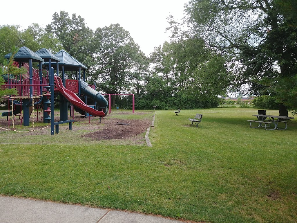 Sashabaw Plains Park | 5620 Maybee Rd, City of the Village of Clarkston, MI 48346, USA | Phone: (248) 625-8223