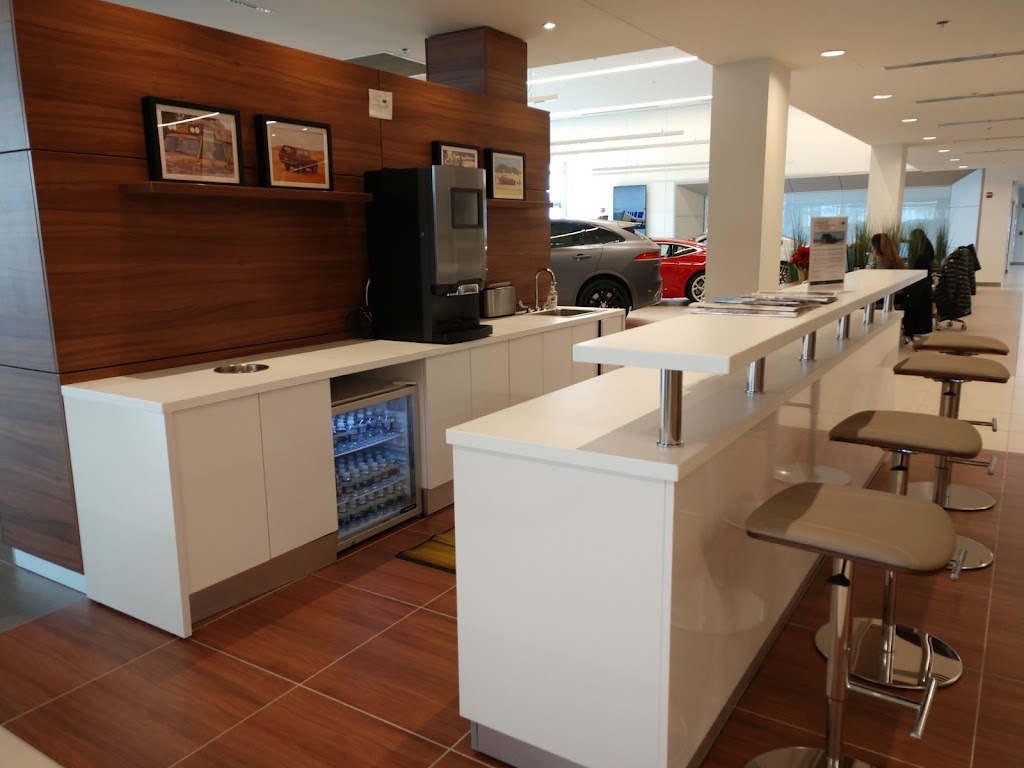 Jaguar Chantilly | 4120 Auto Park Cir, Chantilly, VA 20151, USA | Phone: (703) 679-4000