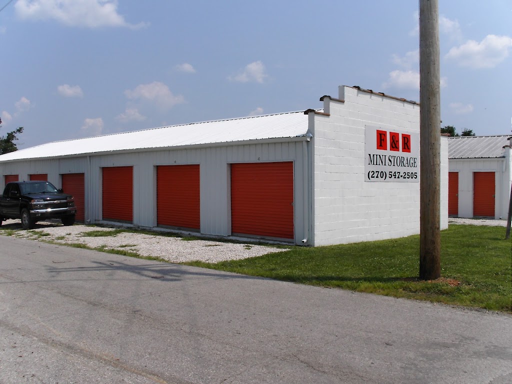 F & R Mini-Storage | 101 E Lake St, Irvington, KY 40146, USA | Phone: (270) 547-2505