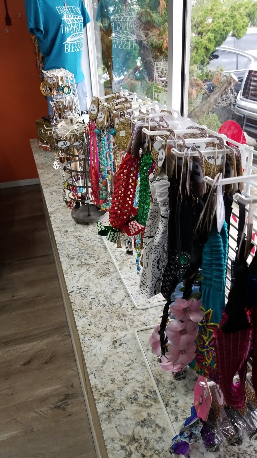 High-Falutin Boutique | 208 N Alamo St, Refugio, TX 78377, USA | Phone: (361) 526-7115