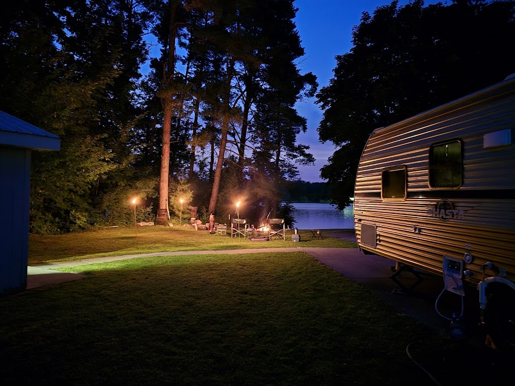 Red Breeze Private Camp Site | 13645 Waterport Carlton Rd, Waterport, NY 14571, USA | Phone: (585) 764-3156