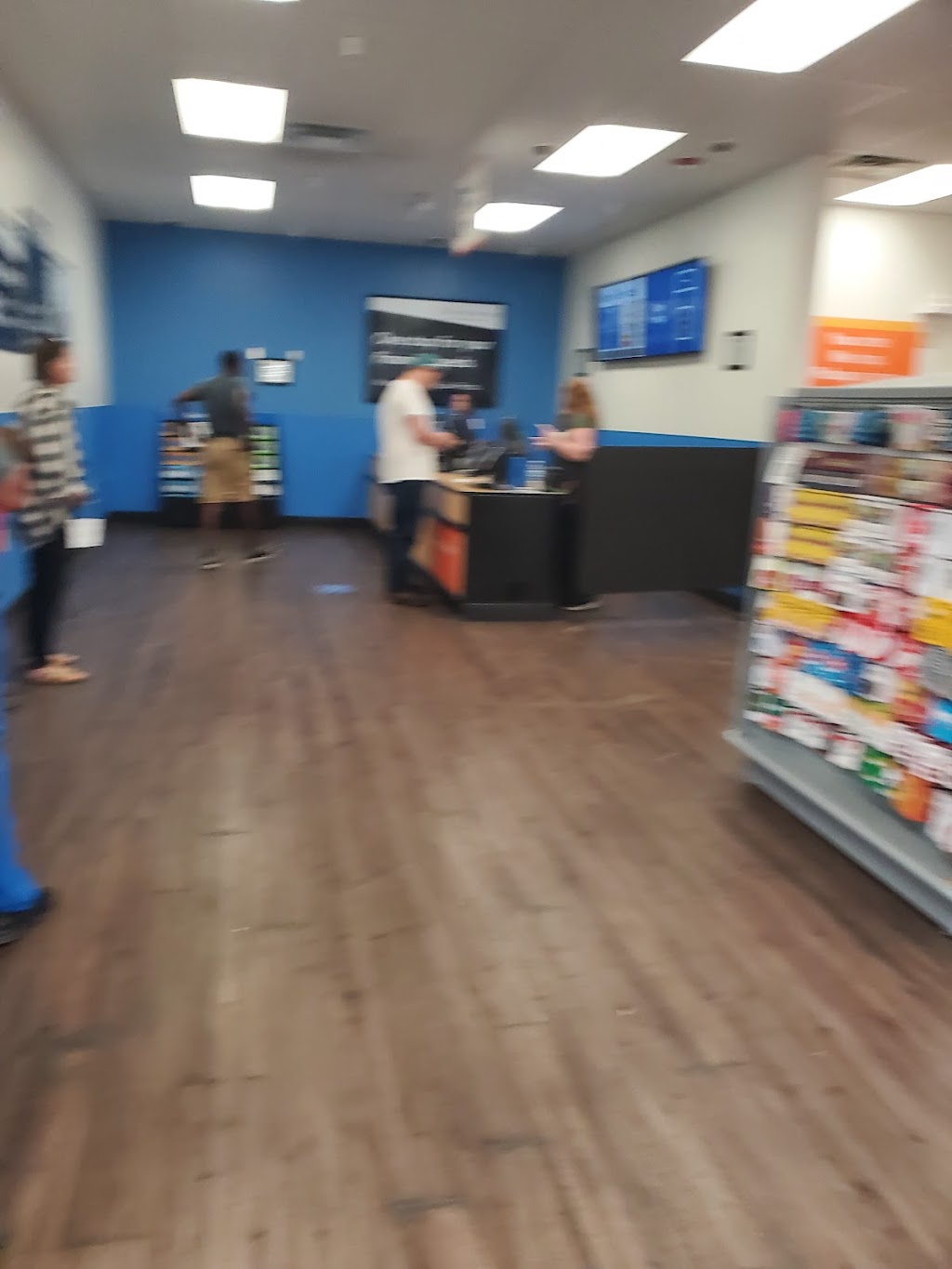 Walmart Supercenter | 1000 W Shawnee St, Muskogee, OK 74401, USA | Phone: (918) 687-0058