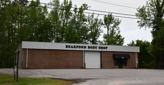 Bearpond Body Shop | 3688 Raleigh Rd, Henderson, NC 27537, USA | Phone: (252) 438-1090