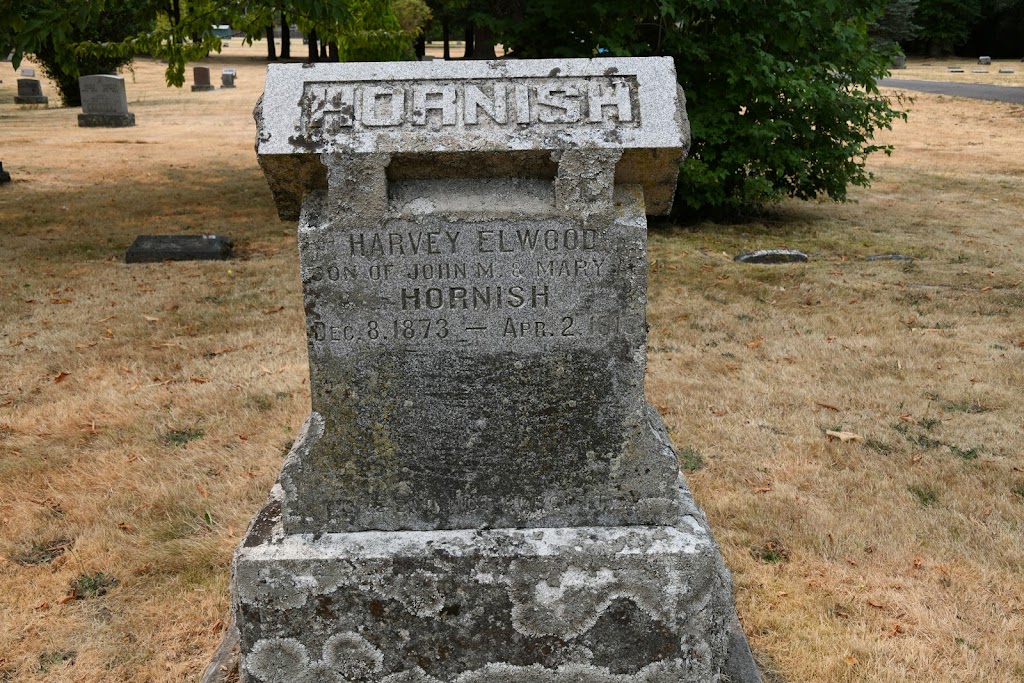 Douglass Cemetery | Southwest Cherry Park & Southwest Hensley Road, Troutdale, OR 97060, USA | Phone: (503) 797-1709