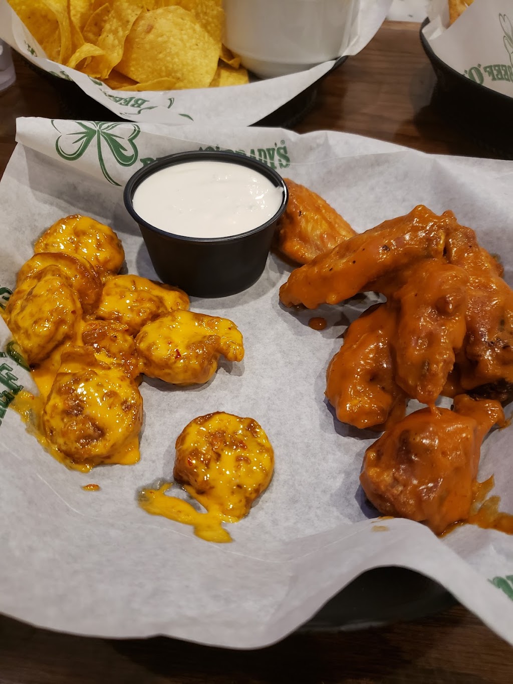 Beef O Bradys | 2561 E State Rd 60, Valrico, FL 33594, USA | Phone: (813) 655-1055