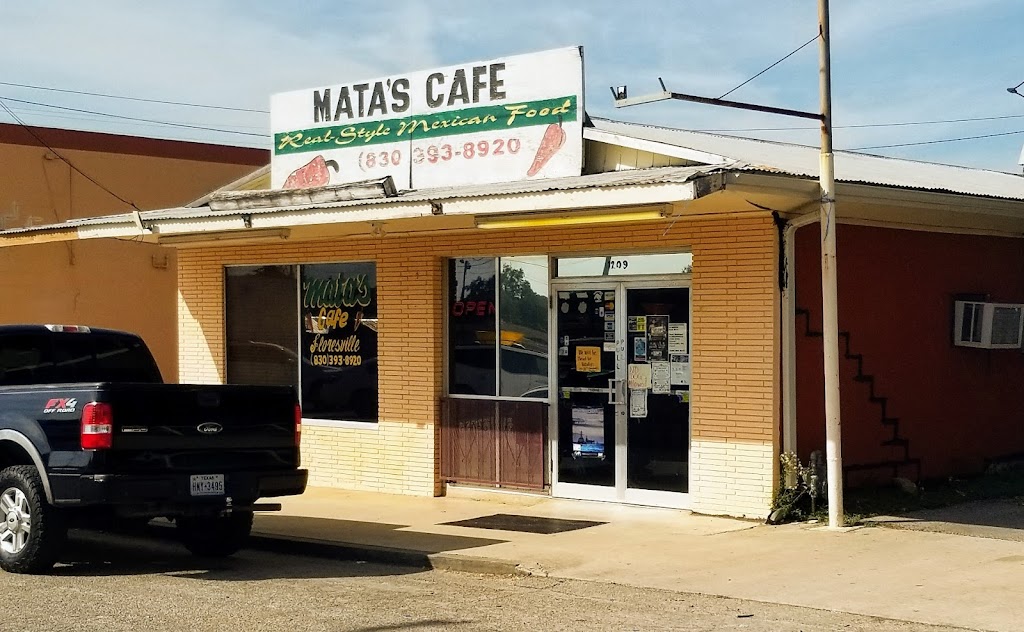 Matas Cafe | 1209 3rd St, Floresville, TX 78114, USA | Phone: (830) 393-8920