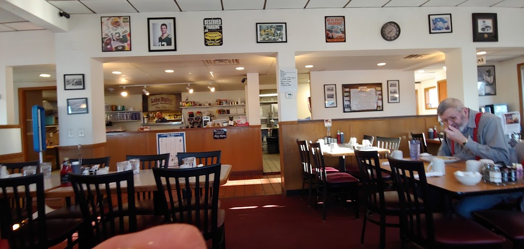 Lake Ripley Family Restaurant | W9644 US-12, Cambridge, WI 53523, USA | Phone: (608) 423-4523