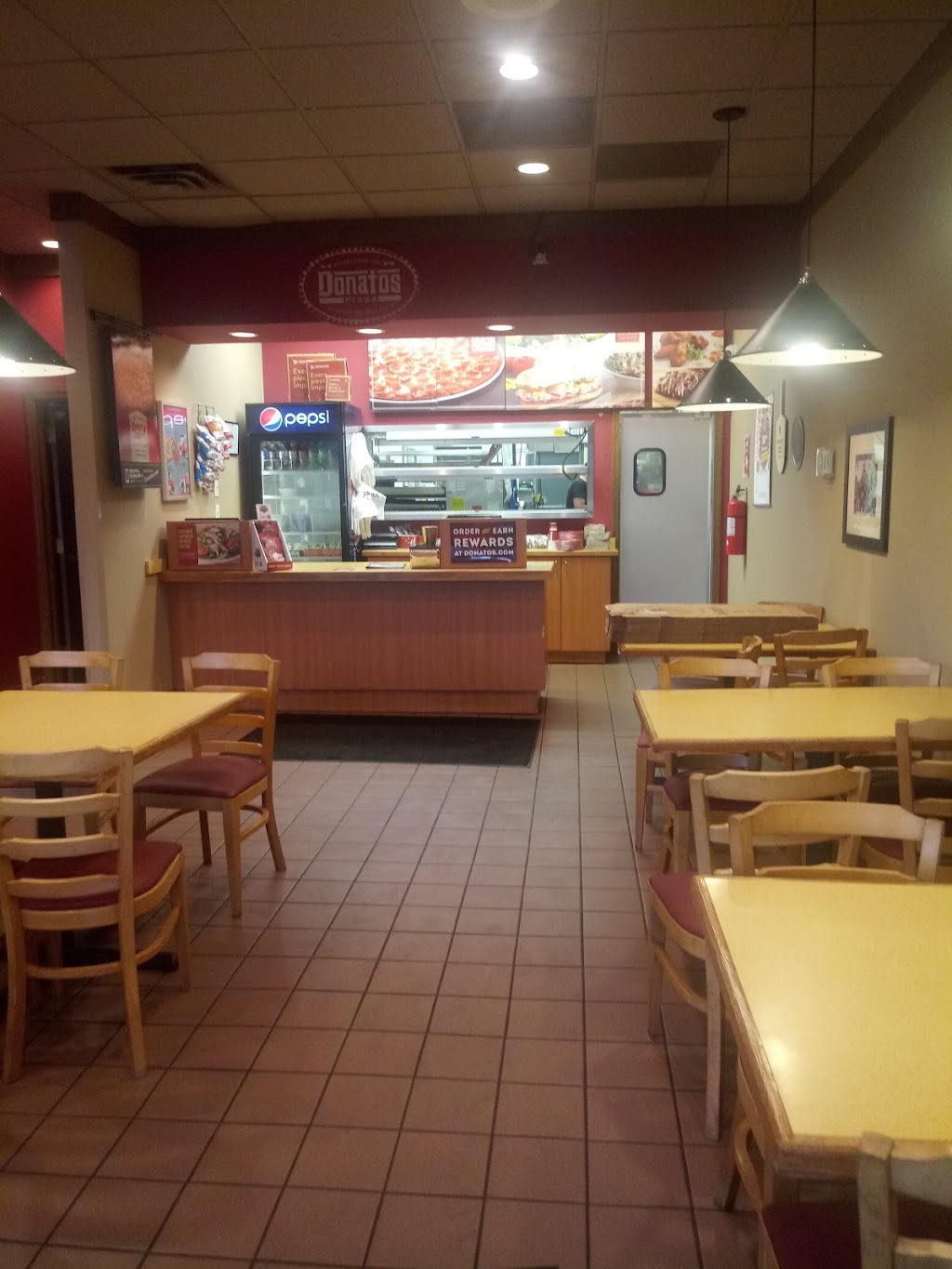 Donatos Pizza | 7580 E Main St, Reynoldsburg, OH 43068 | Phone: (614) 861-8558