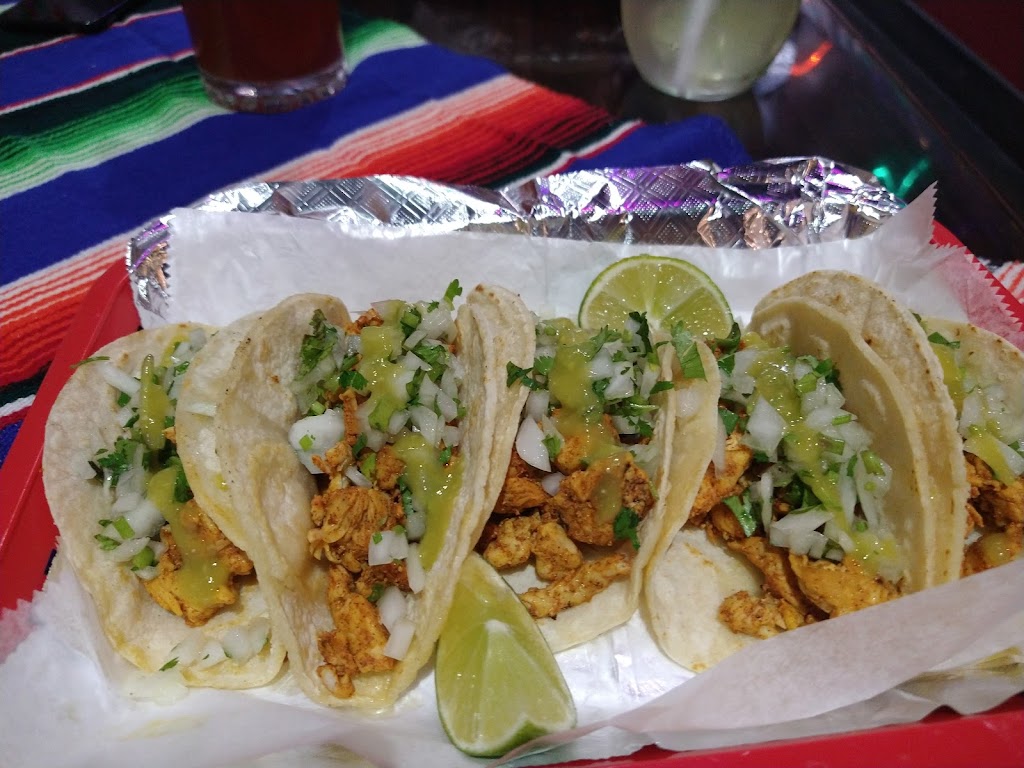 Los Jalapeños Taqueria | 220 NW 137th Ave, Miami, FL 33182, USA | Phone: (305) 240-7123