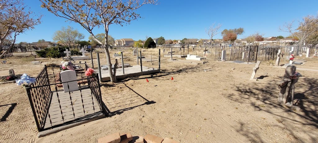 San Jose De Armijo Cemetery | 2957 Arenal Rd SW, Albuquerque, NM 87121, USA | Phone: (505) 836-0306