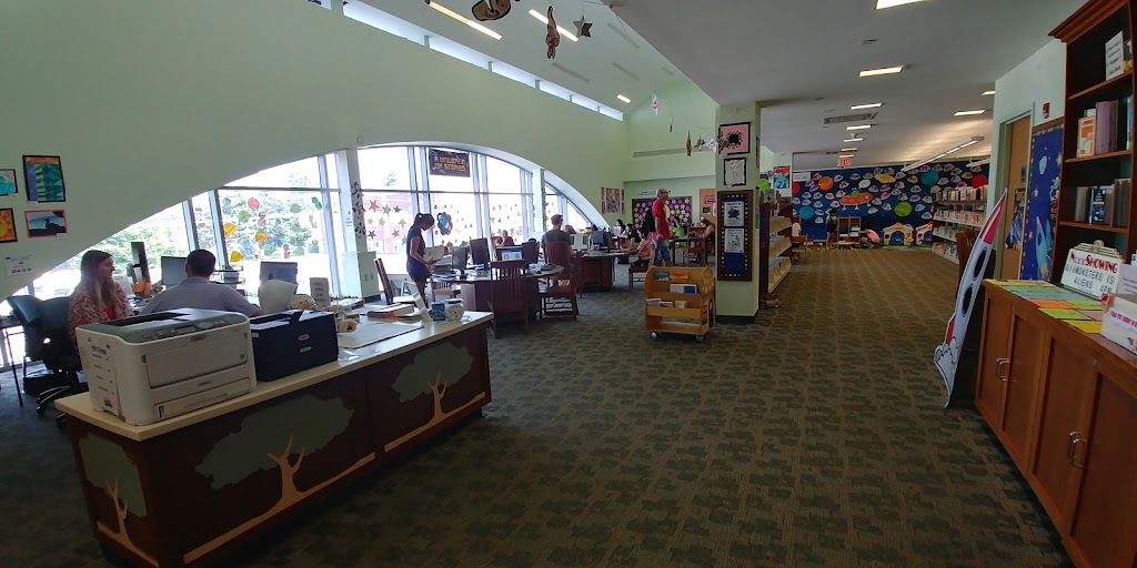 Hillside Public Library | 155 Lakeville Rd, New Hyde Park, NY 11040, USA | Phone: (516) 355-7850